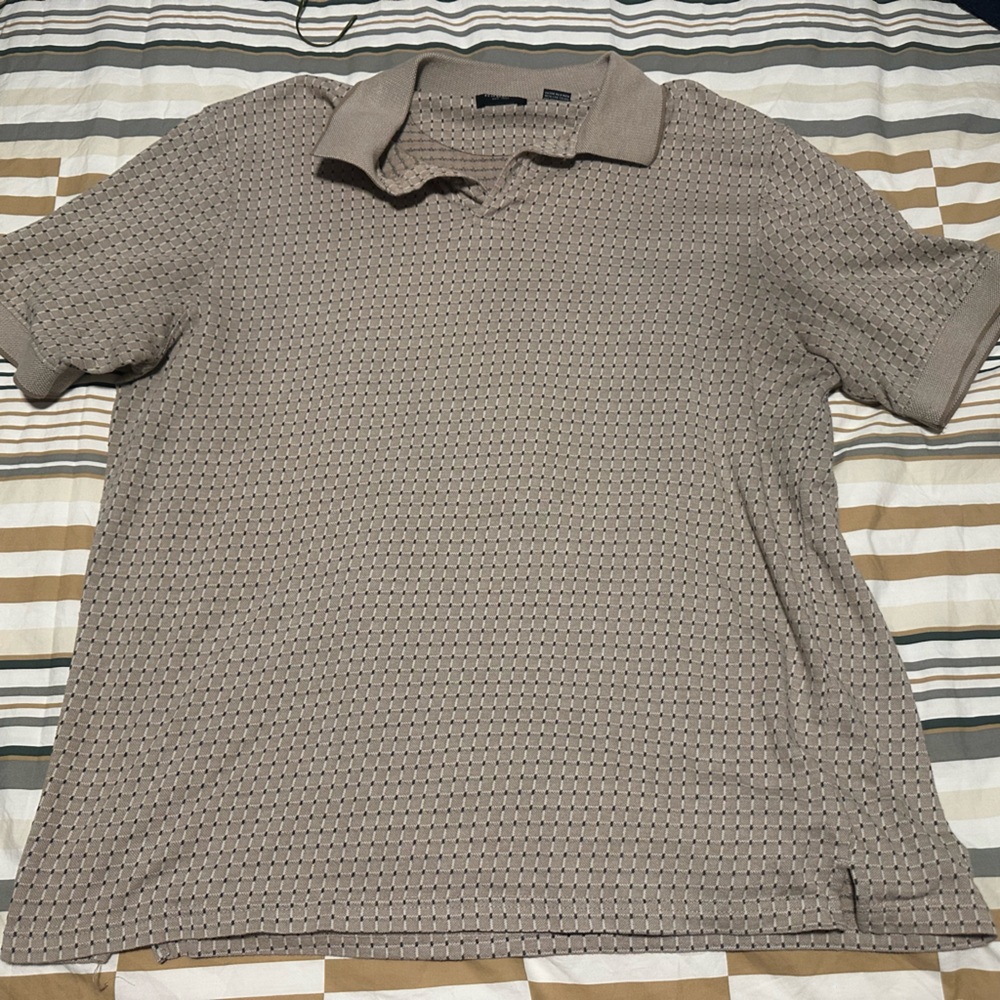 XL Men’s Haggar Polo - Tan with Navy Pattern - Excellent Shape